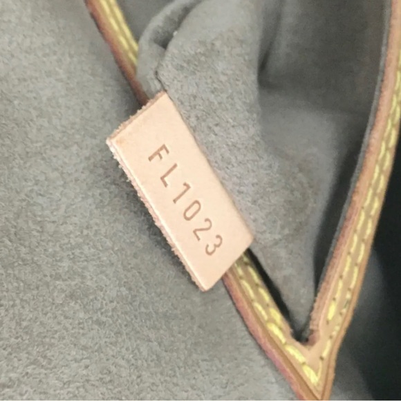 Louis Vuitton Takashi Murakami X Alma PM with COA Black Multicolor Stud - Picture 7 of 16